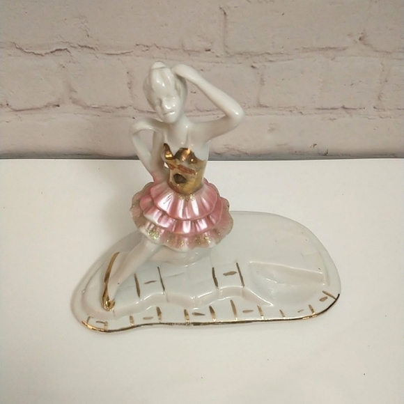 VINTAGE Capodimonte Dipinto a Mano Gold & Pink Porcelain Ballerina Figurine - Picture 2 of 8